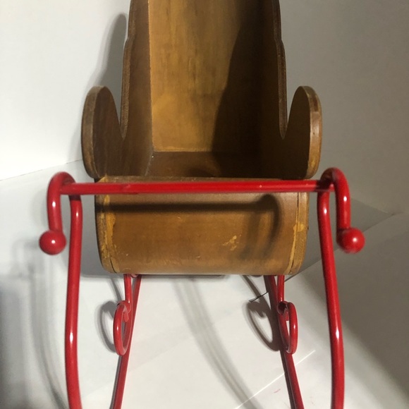 Vintage Decorative Wooden Christmas Sleigh With Poinsettia & Sleigh Bell Design - Picture 4 of 7